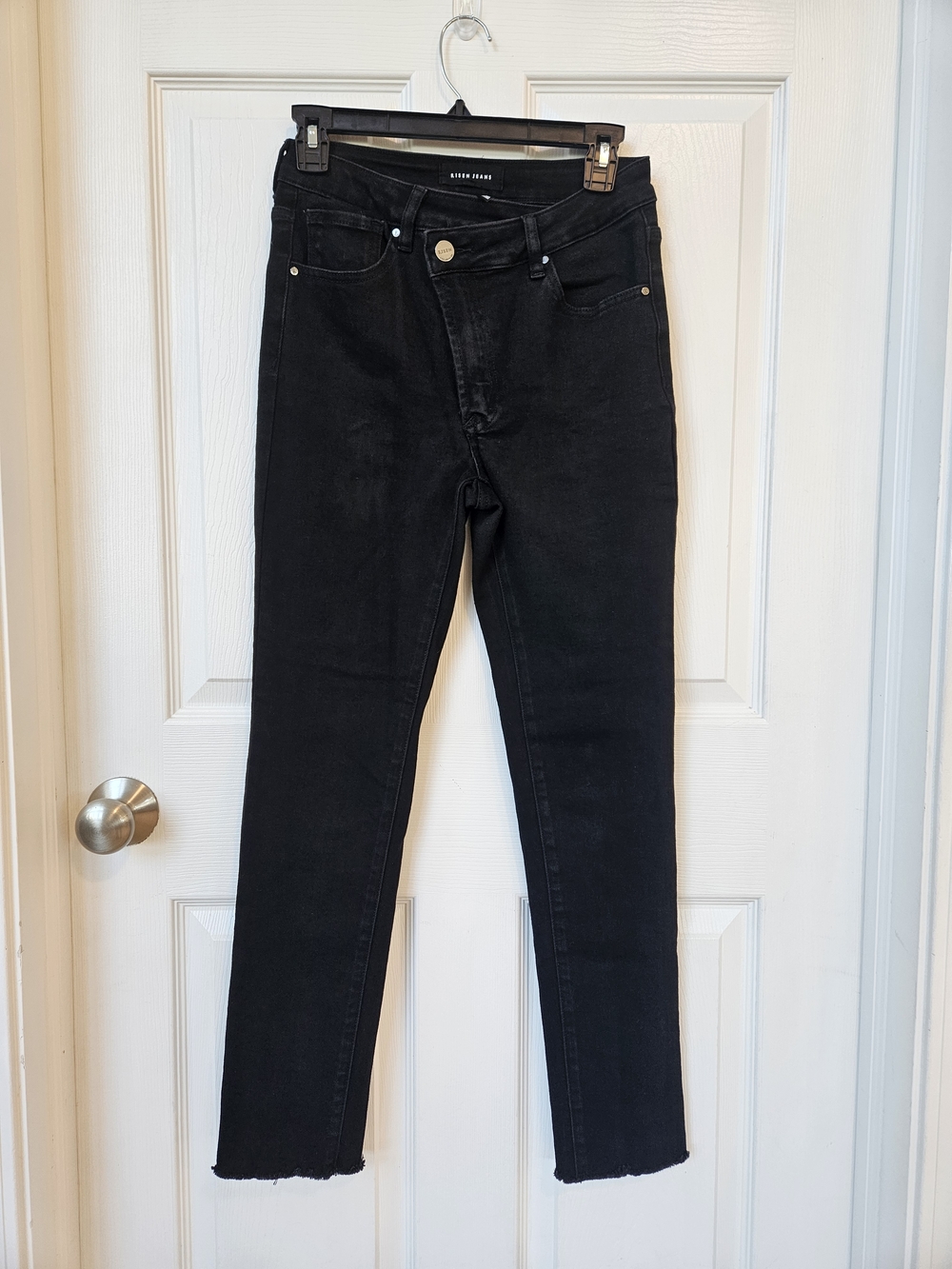 Risen Black Skinny Jeans Size 5 (With Flaws)
